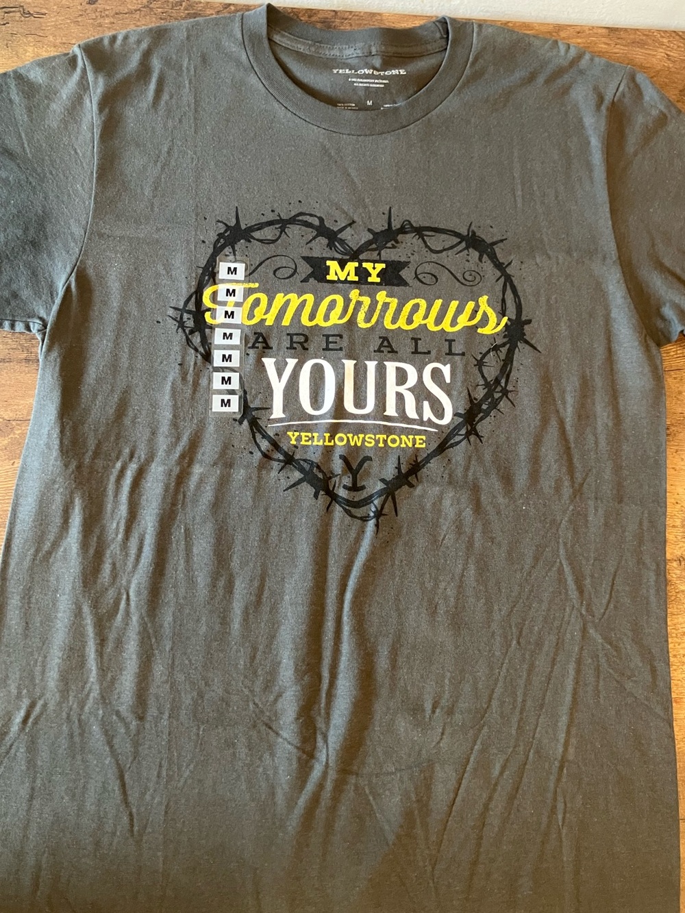 Yellowstone national Park graphics T-shirt - Picture 2 of 6